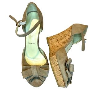 Bruno Magli Women’s 37.5 7.5 Platform Wedges Wedge Cork Bow Brown Tan Sandals